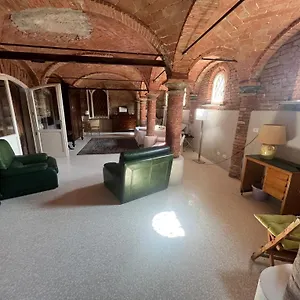 Antica Cascina , Boretto Italia